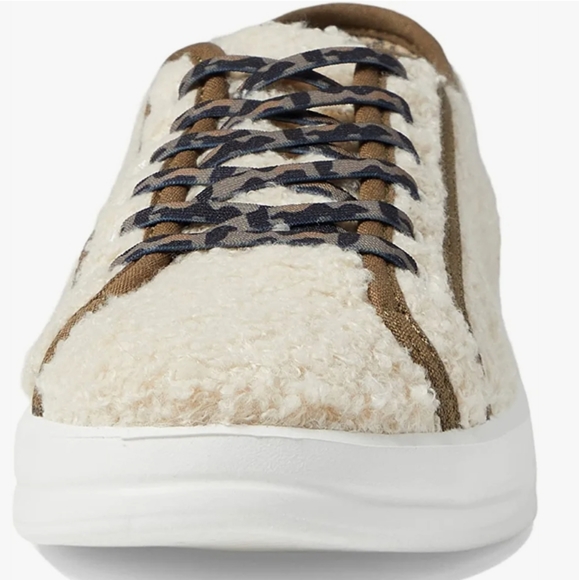 HEY DUDE KARINA SHERPA - Picture 2 of 5